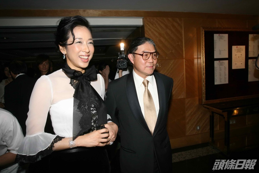 朱玲玲曾與名門出身的霍震霆有段26年的婚姻。